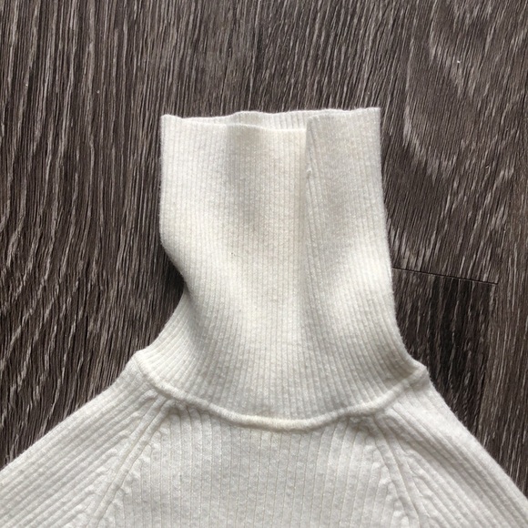 Pull & Bear Turtle Neck Sweater - Picture 5 of 8